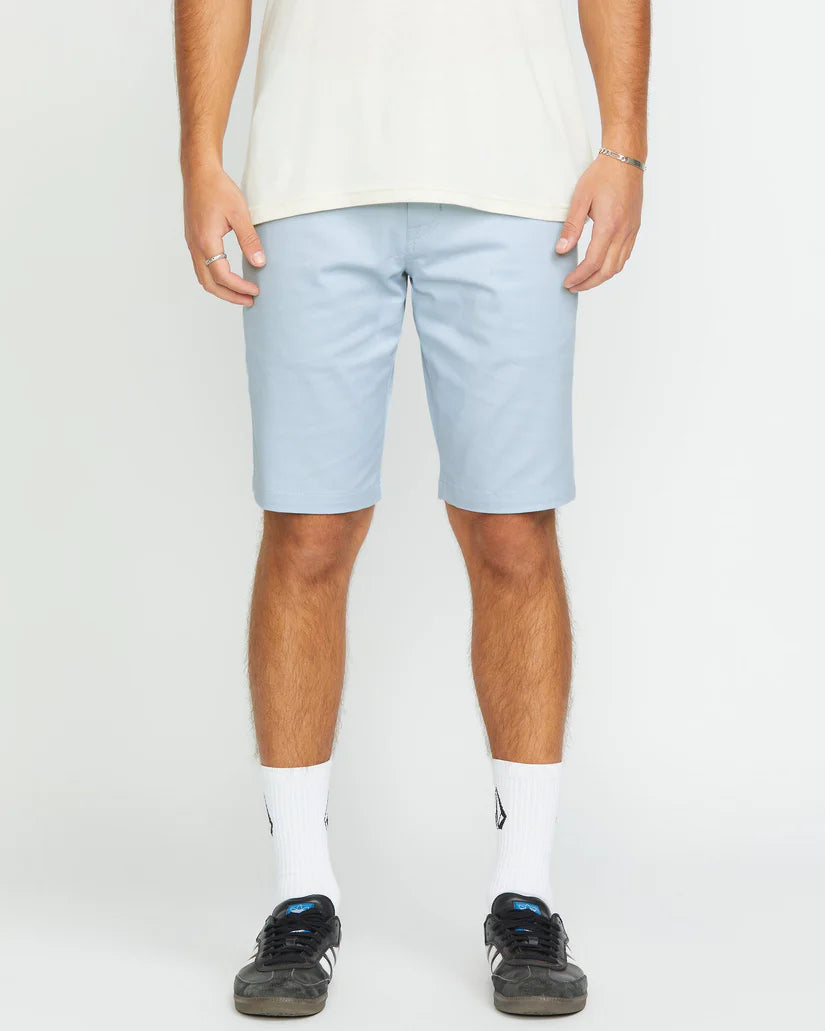 Short Volcom Frickin MDN 21 CNA